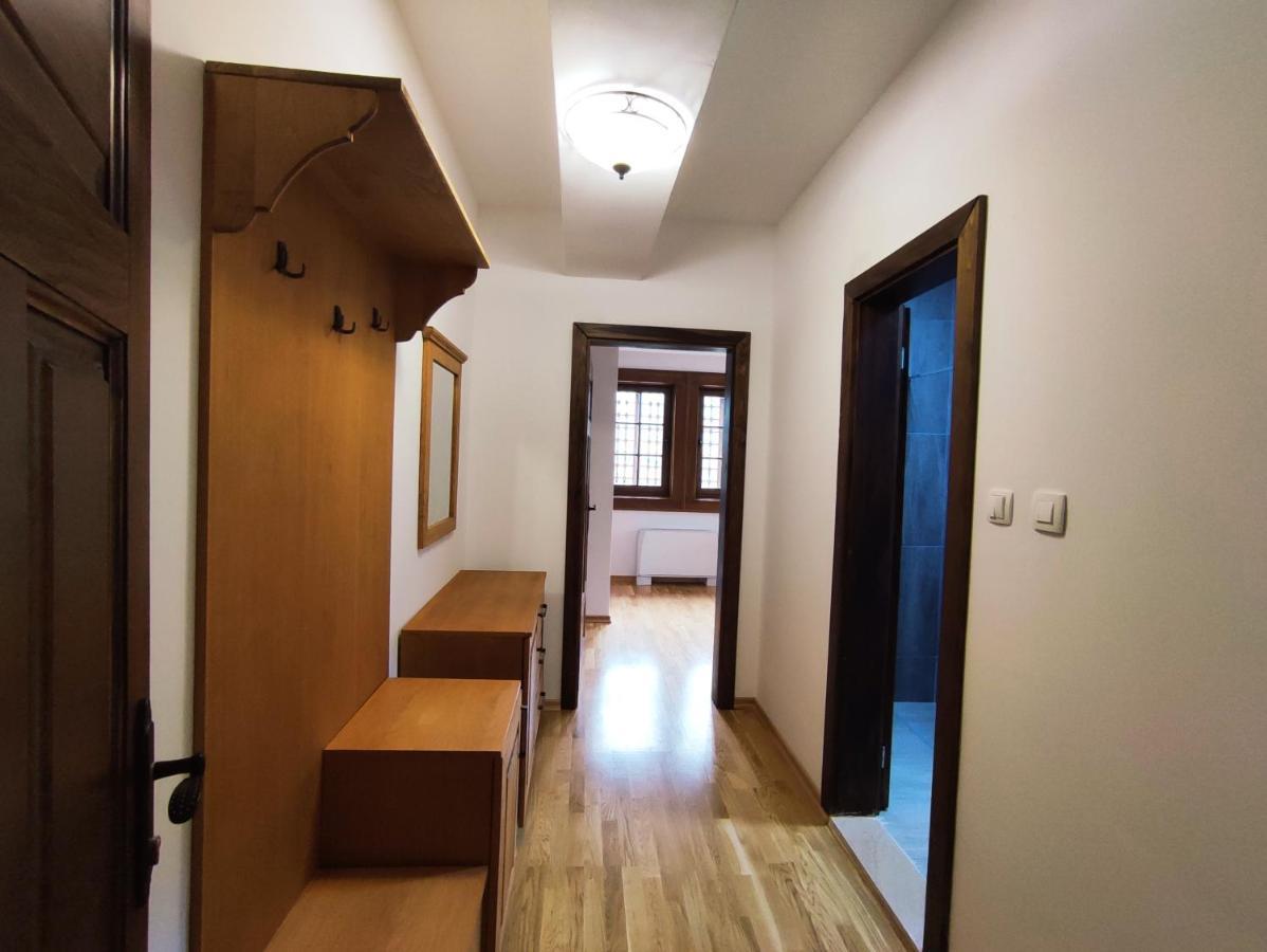 Guest Mansion, Гостински Палат Rostusa Екстериор снимка