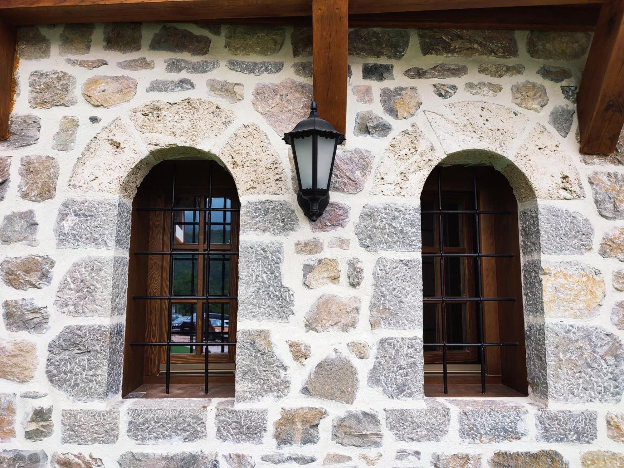Guest Mansion, Гостински Палат Rostusa Екстериор снимка